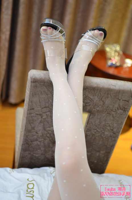 legku原创写真2014.07.10 NO.139透明超薄斑点白丝裤袜